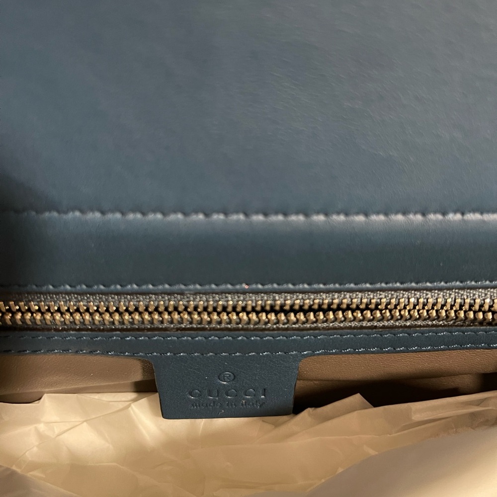 Gucci Dusty Avio Shoulder Bag with Chain - Picture 9 of 14